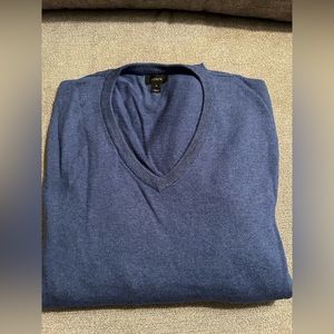 Men’s J Crew cotton-cashmere v-neck sweater, size medium, color royal blue.